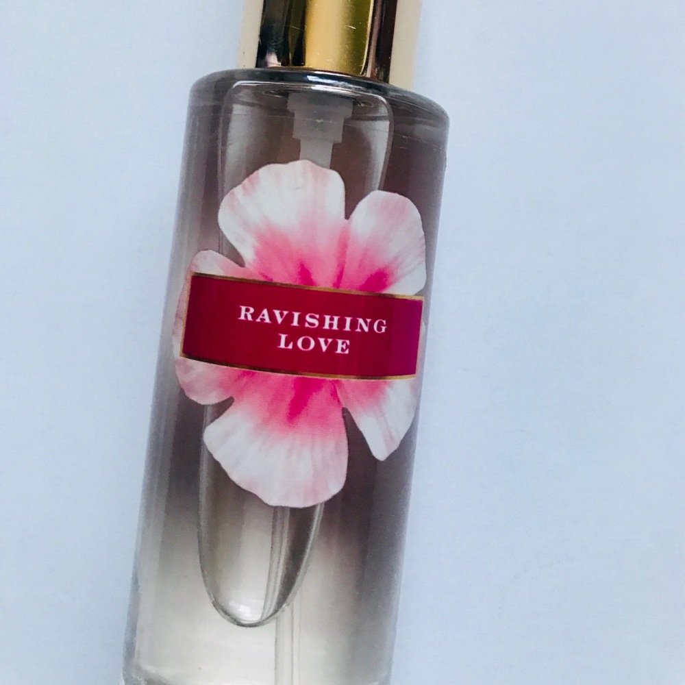 Victoria’s Secret ‘Ravishing Love’ Eau de Toilette